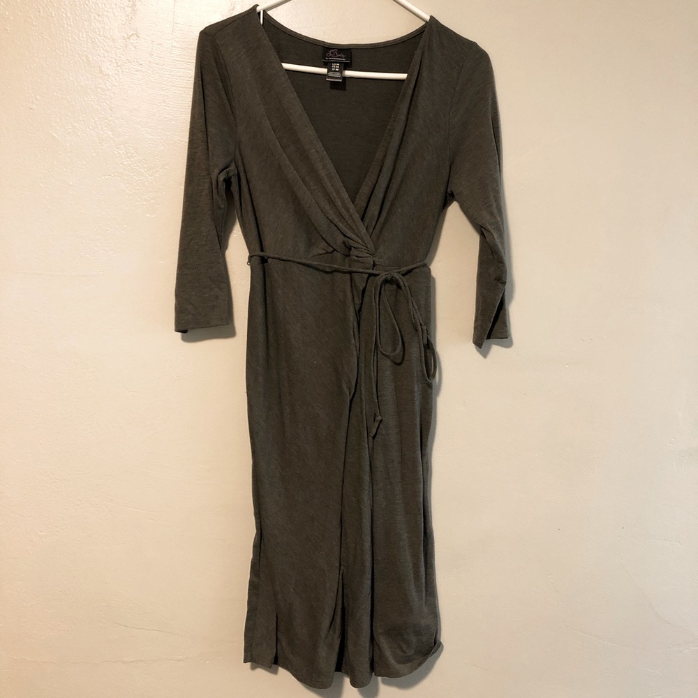 🌸 Motherhood maternity wrap quarter sleeve dress